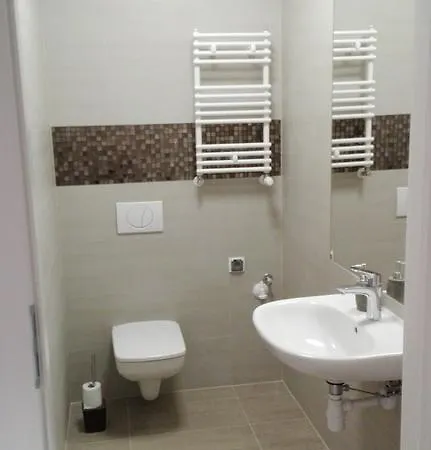 Апартаменты U-stay Bond Apartament *